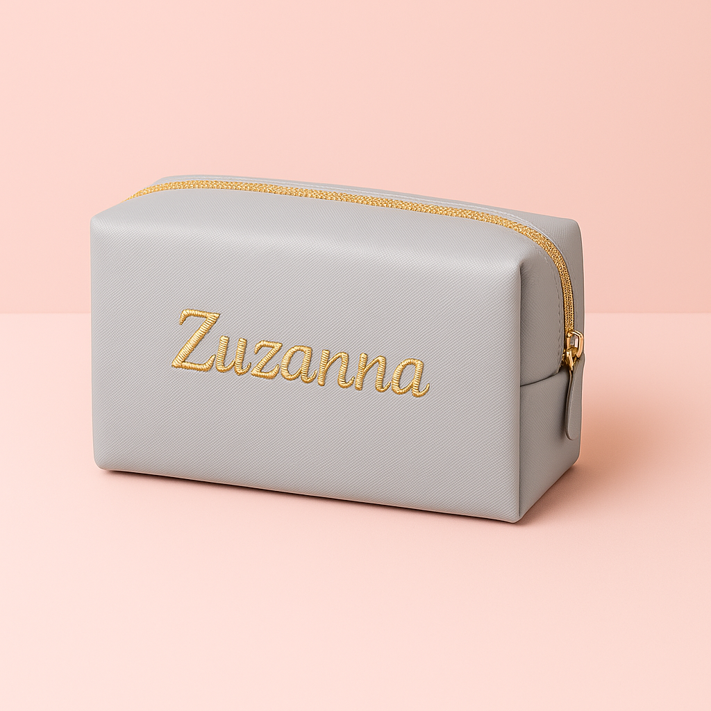 "Personalizowana kosmetyczka MyLuna™ – elegancja, praktyczność i idealny prezent na każdą okazję"